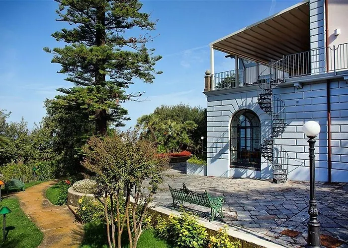 Sabrina Relais Σορέντο